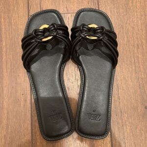 Like new! Zara black leather twist sandals size 8